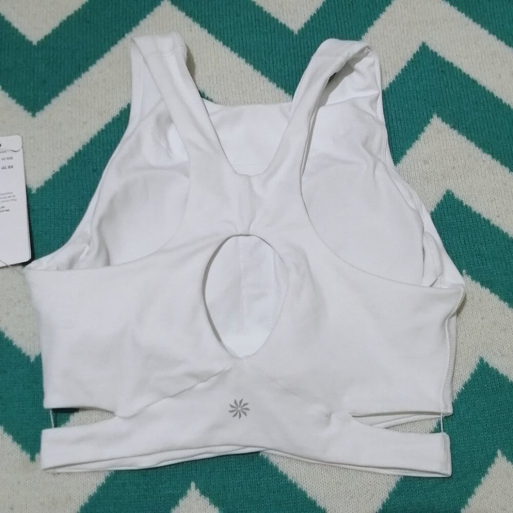 NWT-- Athleta Conscious Cut Out Crop in White, XS - Picture 2 of 11